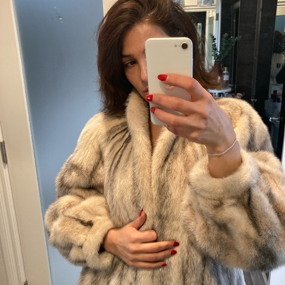 Elegant Vintage Fur Coat 🔥. Female Mink Fur Luxurious & Rare Fur - Picture 9 of 15